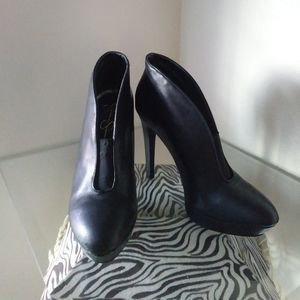 JESSICA SIMPSON booties